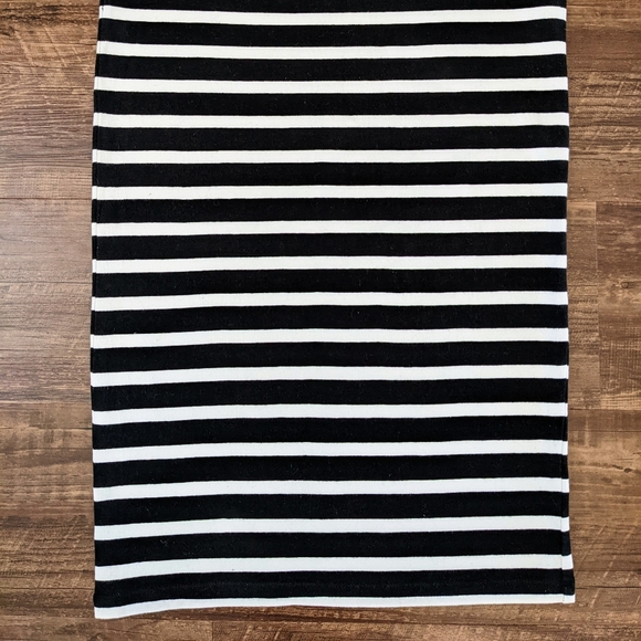 Express Striped Pencil Skirt - Picture 3 of 11